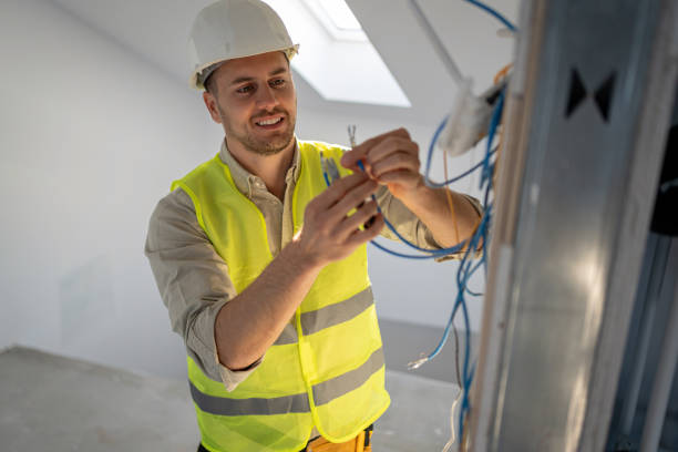 Best Local Electrician Companies  in North Prairie, WI